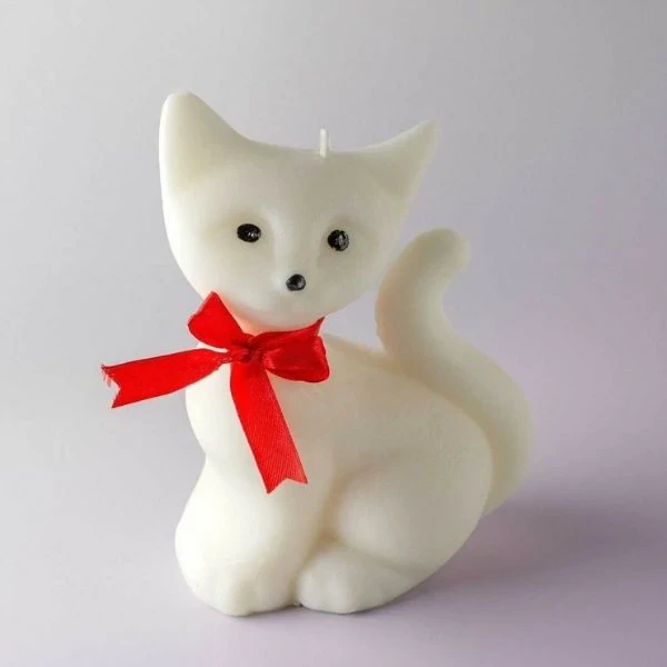 A Handmade Cat Candle